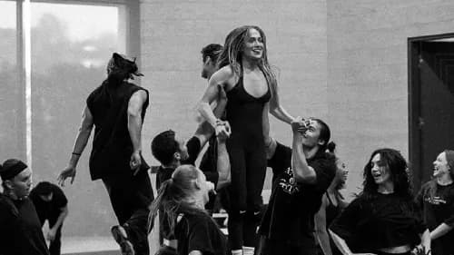 jlo.webp